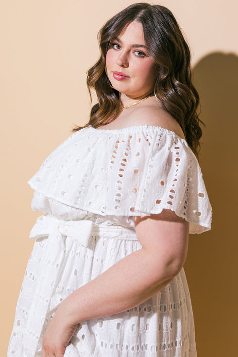 catching-my-breath-eyelet-midi-dress Flying Tomato-Sophia's Style-12